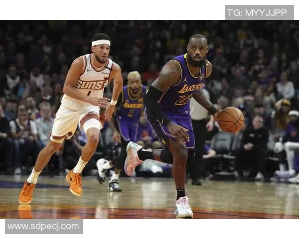 湖人险胜太阳，詹姆斯带队逆转对手