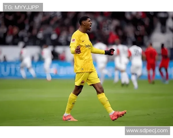 英超球队曼联官方确认:球队签下年轻天才前锋,打破转会市场纪录 英超球队曼联官方确认:球队签下年轻天才前锋,打破转会市场纪录